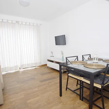 Apartamento Piscina קוסטה טגוויסה